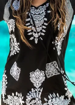 Phax Chan Chan Embroided Kaftan